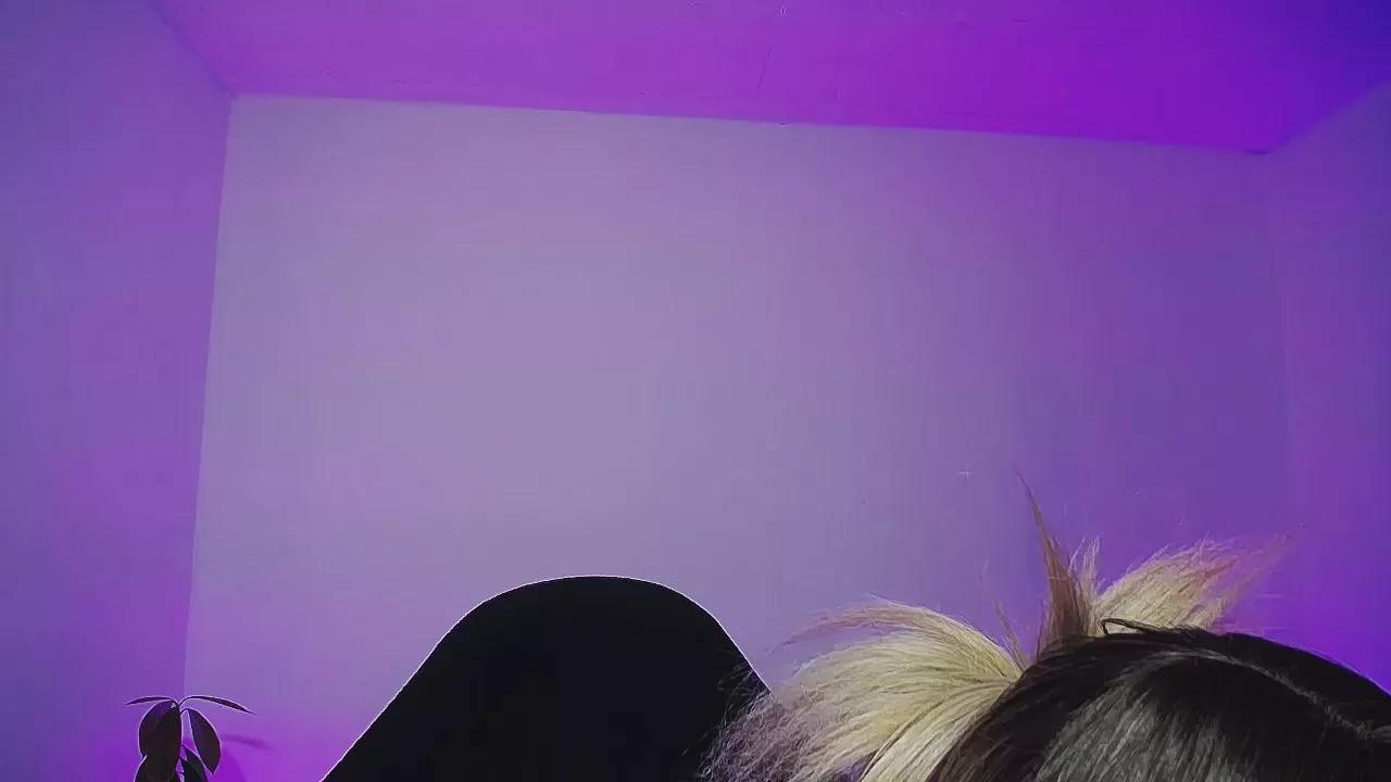 emerald00_ from Cam4