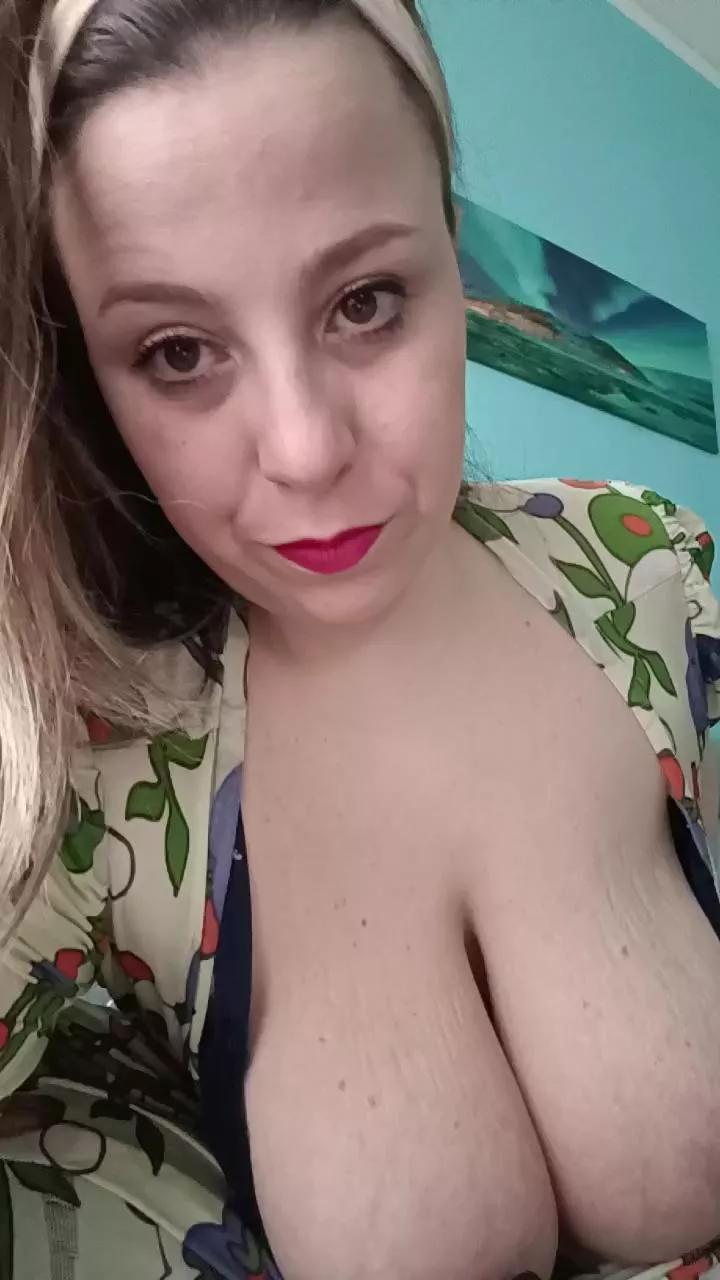 emma96_hot from Cam4