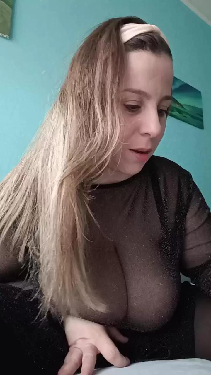 emma96_hot from Cam4