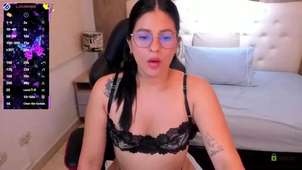 emma_adams_ from Cam4