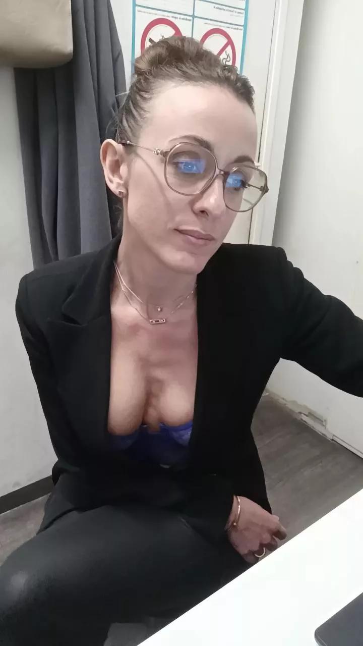EmmaLoren from Cam4