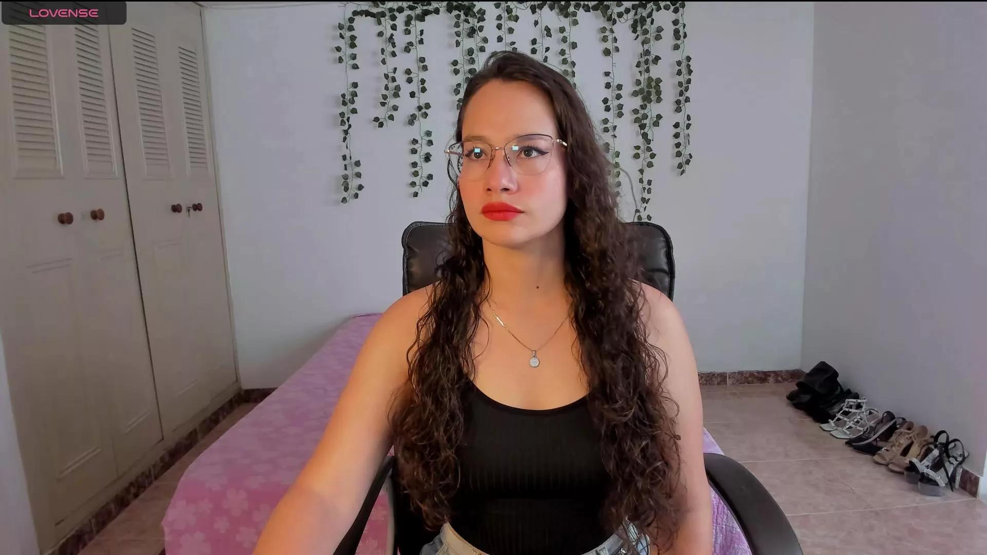 EmmaTorres9 from Cam4