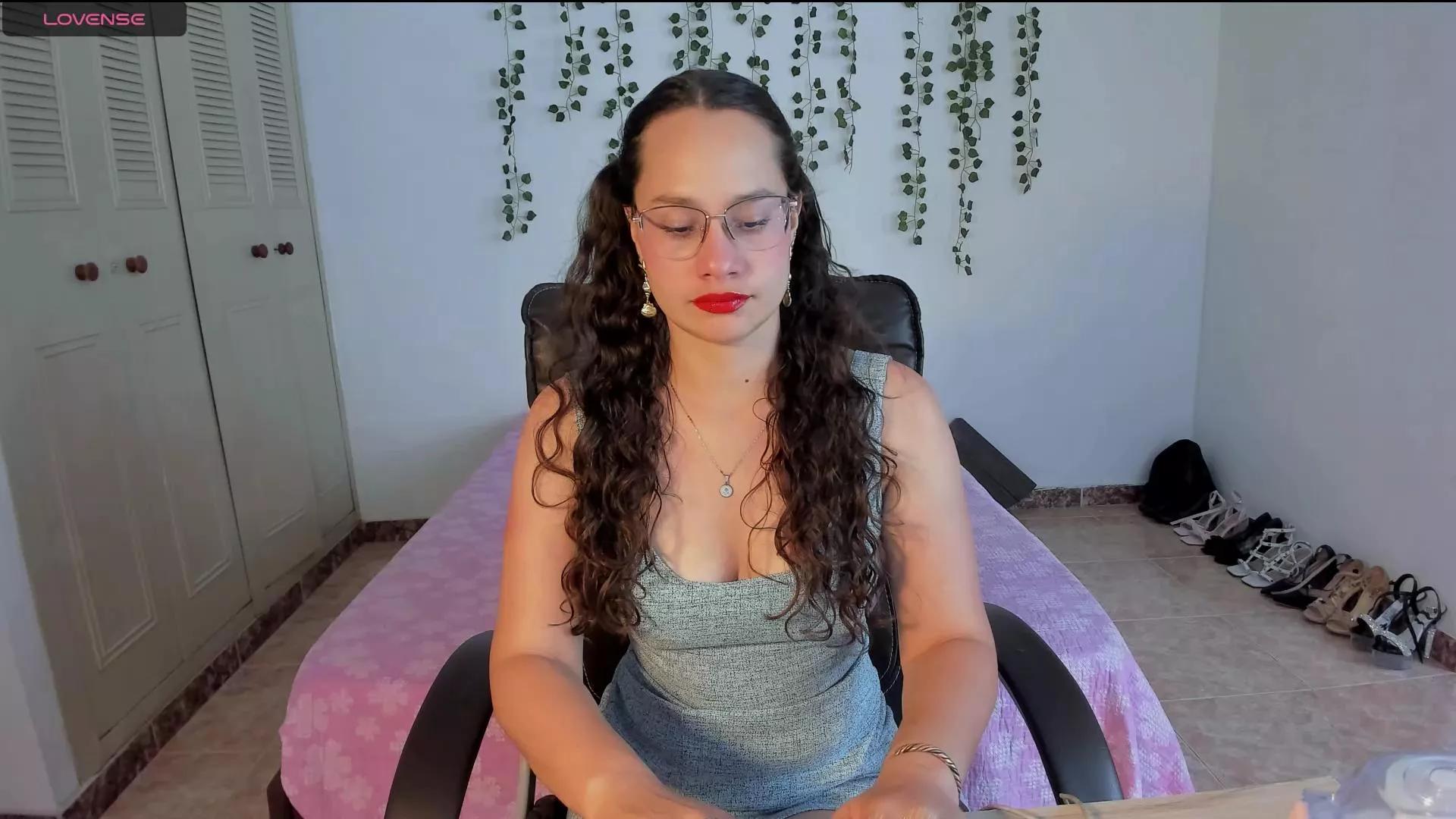 EmmaTorres9 from Cam4