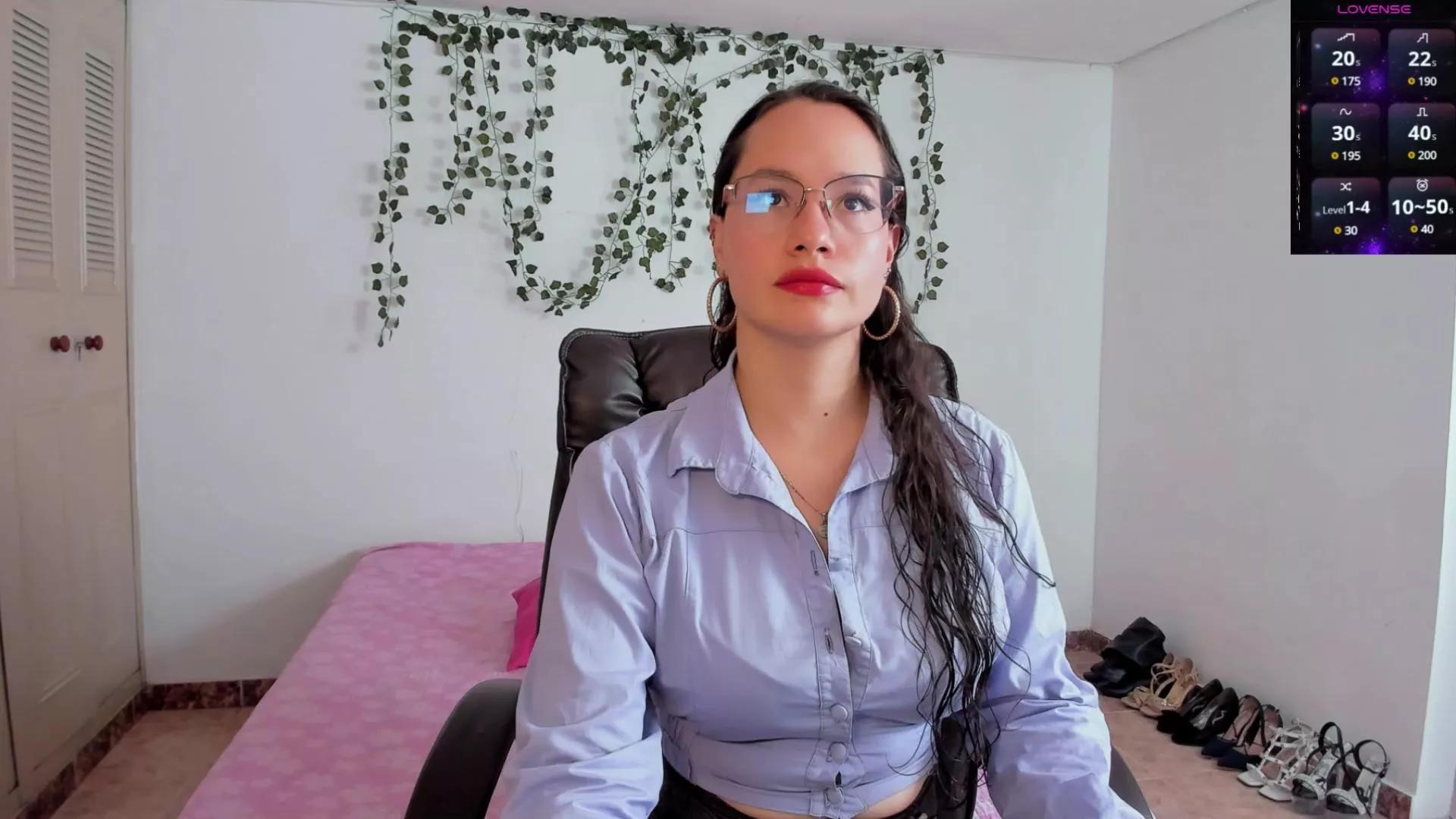 EmmaTorres9 from Cam4