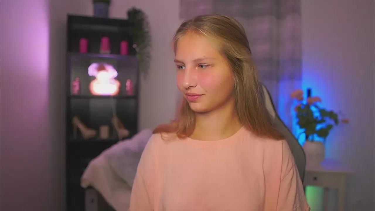 emmie_murray from Cam4