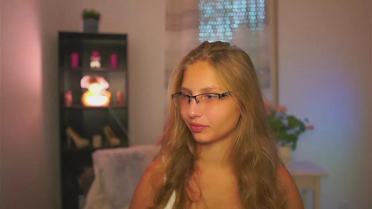 emmie_murray from Cam4