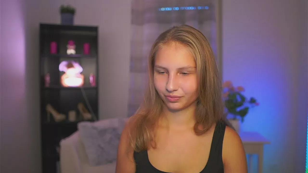 emmie_murray from Cam4