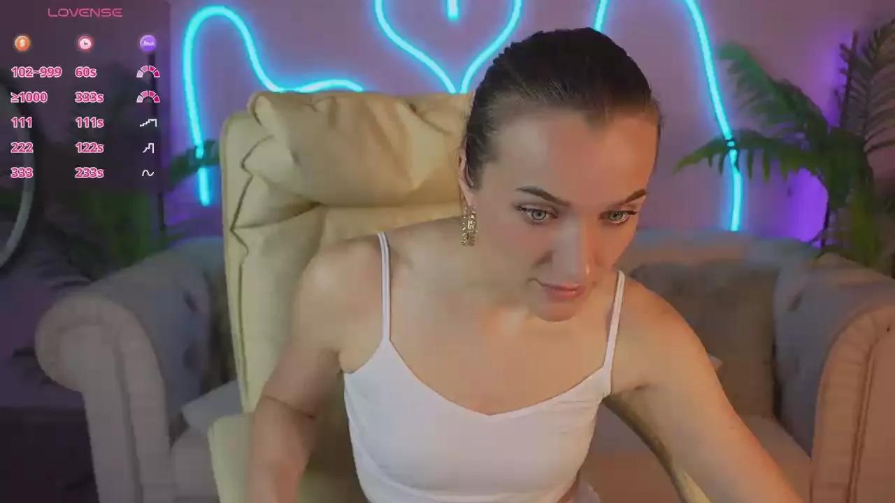 EmmySkyy from Cam4