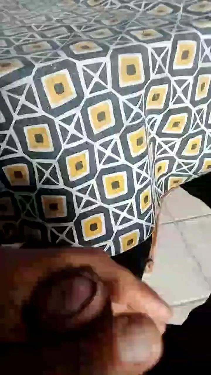 Ercoatto83 webcams show profile image 