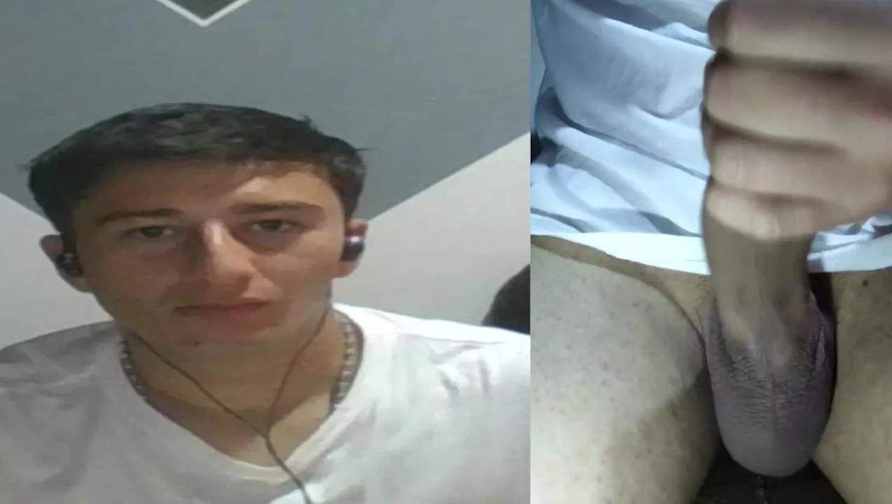 Esteban19PG from Cam4