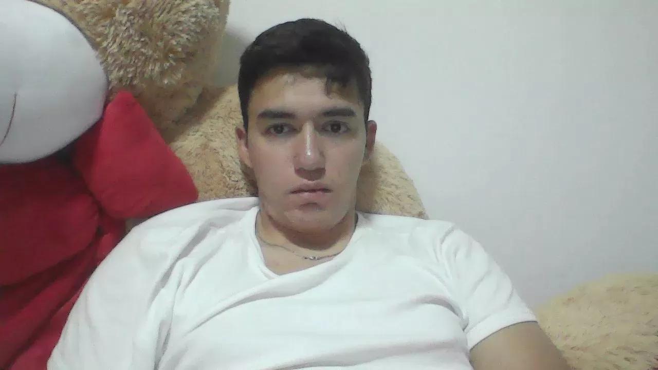 estebitan243 from Cam4