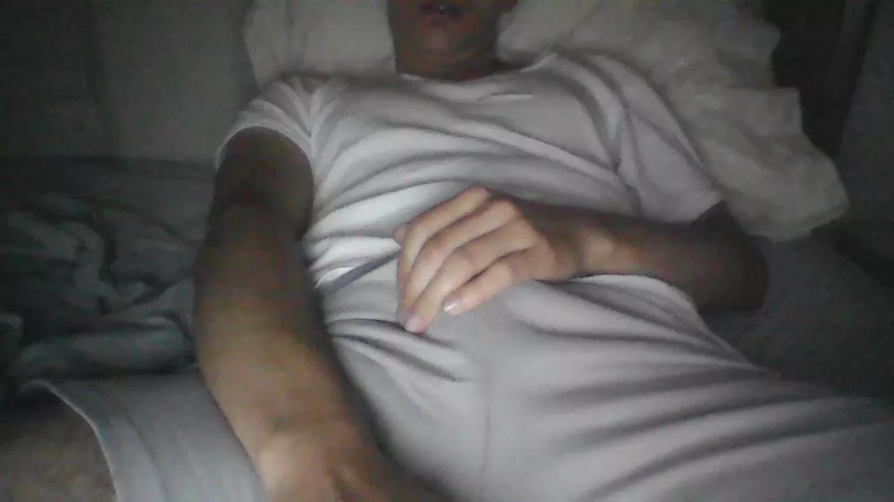 estebitan243 from Cam4