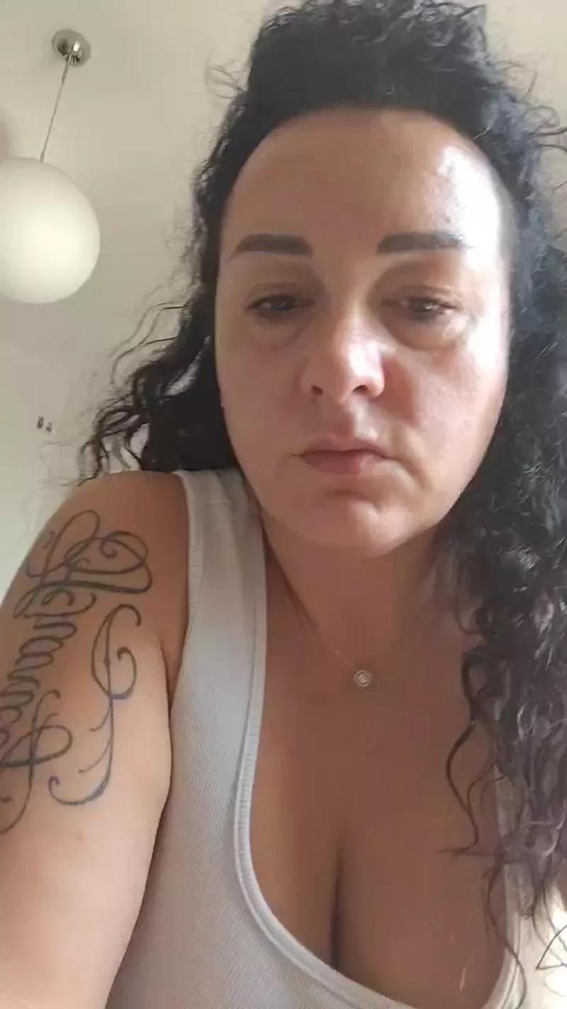 Eternemozioni webcams show profile image 
