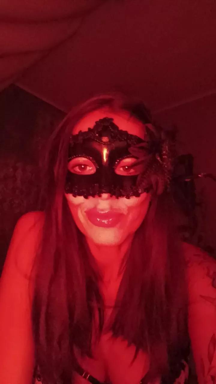 Evacalda69 webcams show profile image 