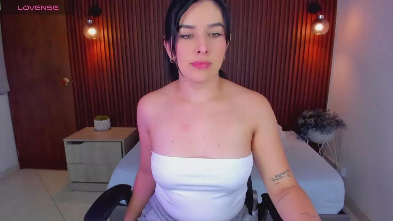 evelin_lopezz from Cam4