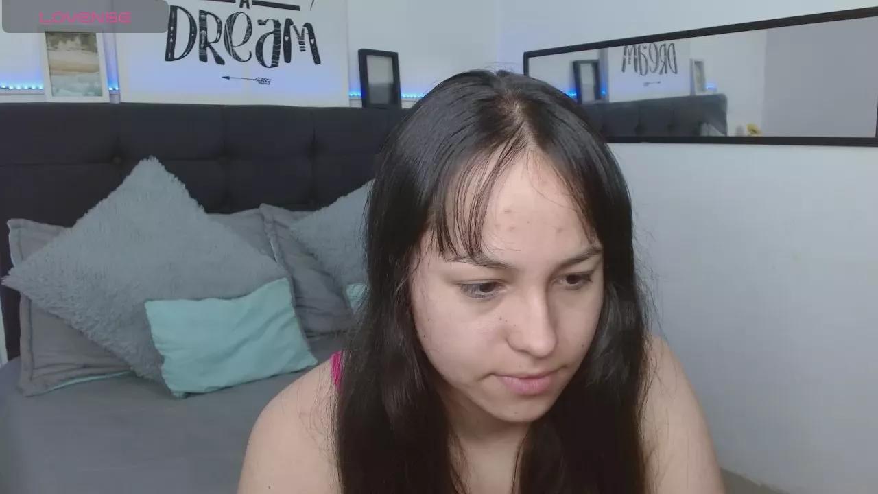 Eymmy_24 from Cam4