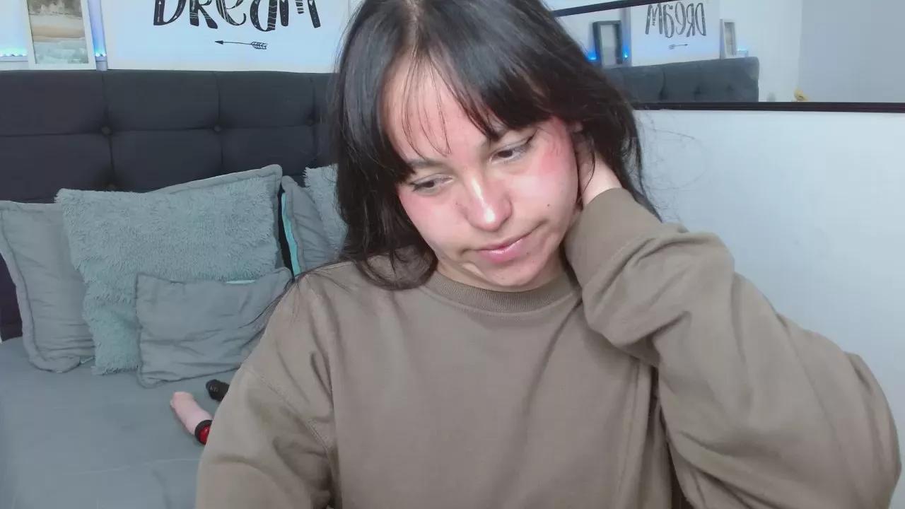 Eymmy_24 from Cam4