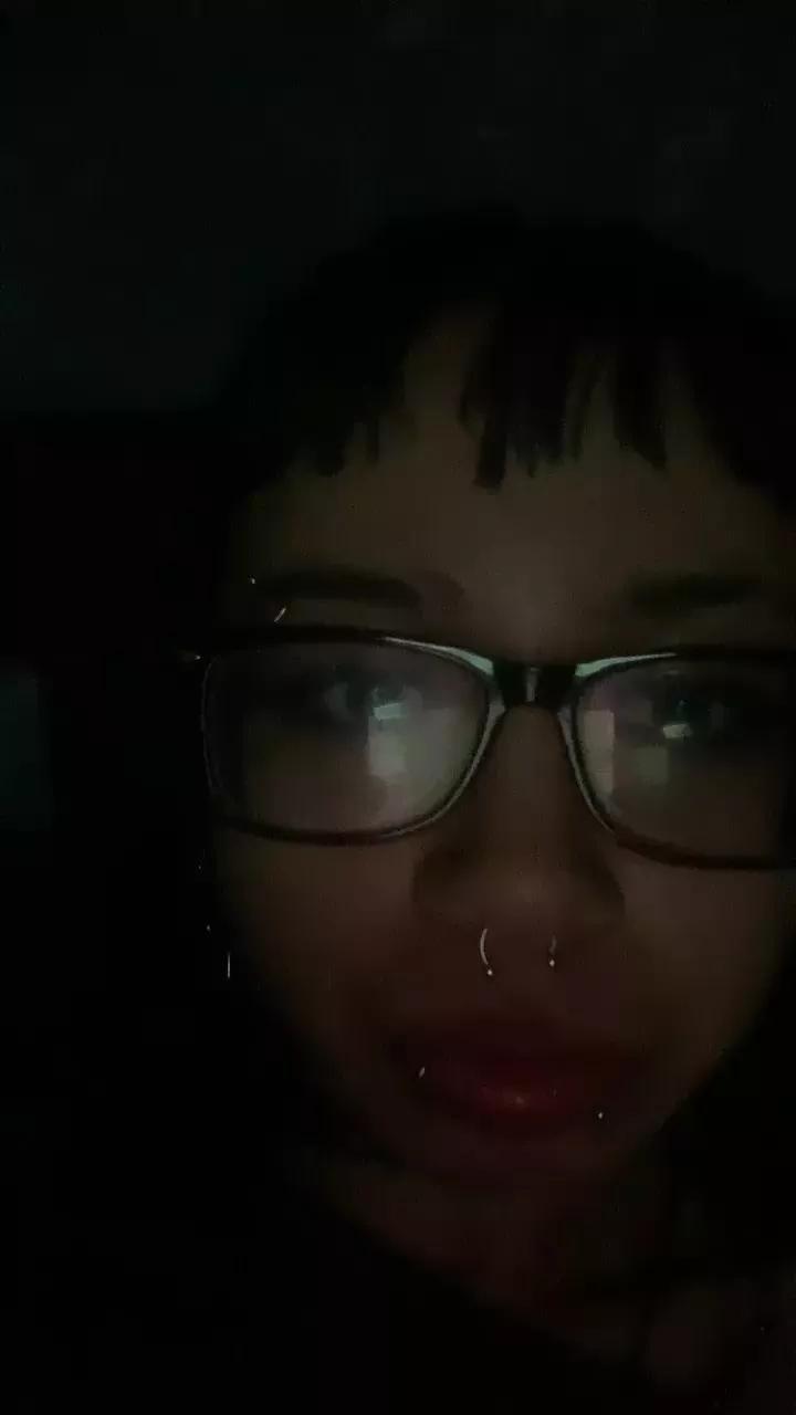 Fantasiaplacebo webcams show profile image 