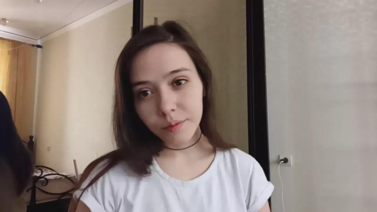 FloraDudley webcams show profile image 