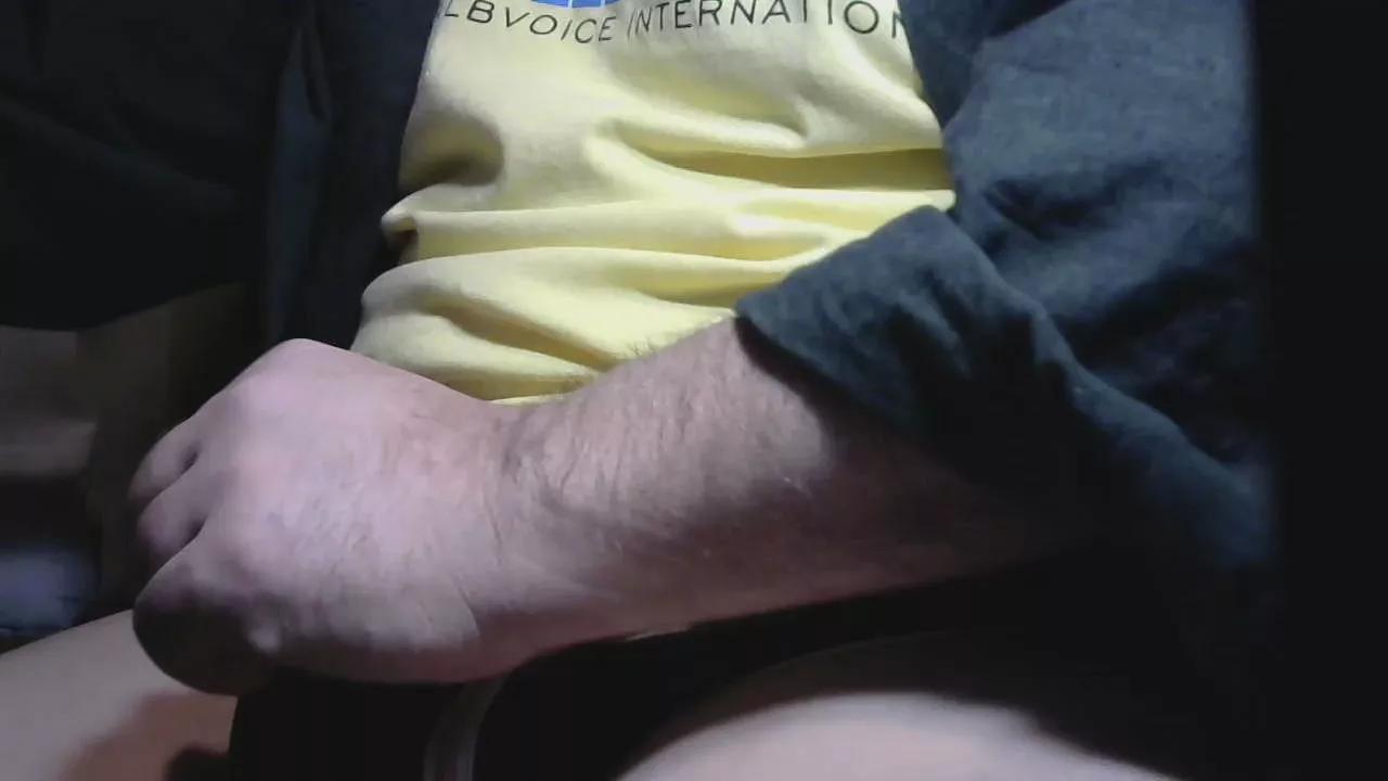 fluffbearr from Cam4