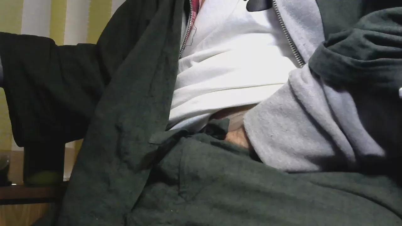 fluffbearr from Cam4