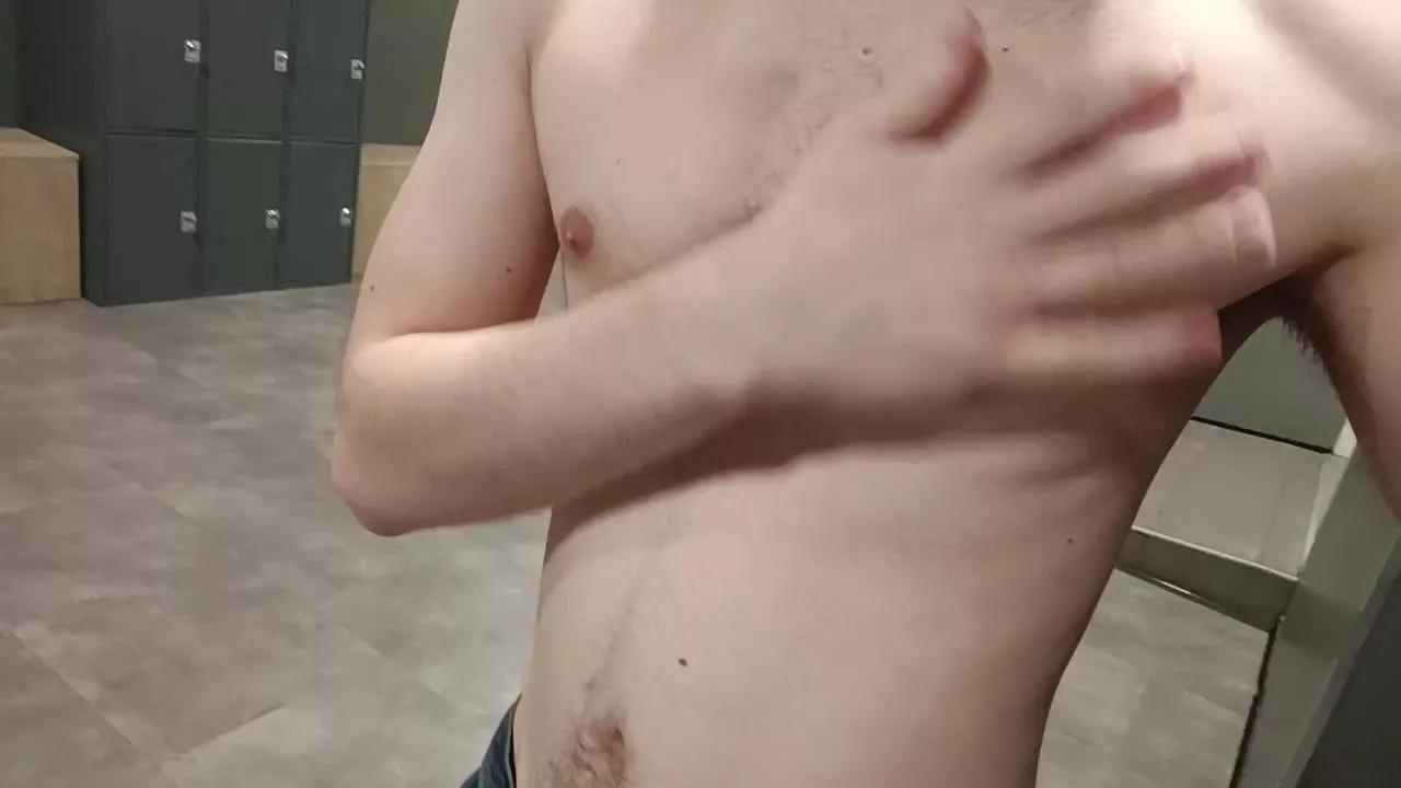 FrenchDonneLoad webcams show profile image 