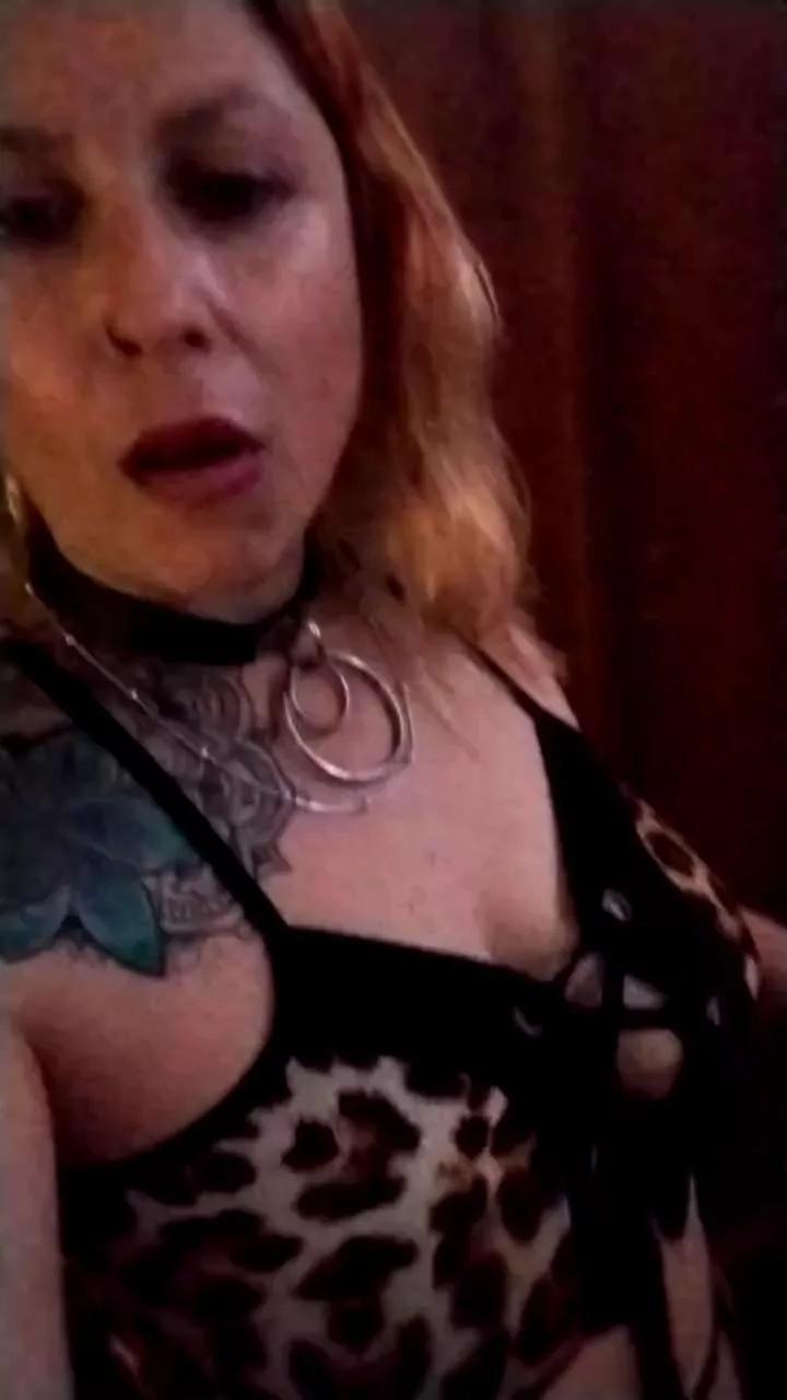 G_I_N_E_B_R_A from Cam4