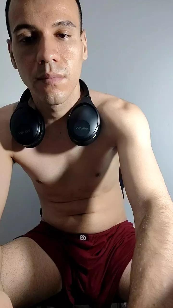 Gabriel_vale98 webcams show profile image 