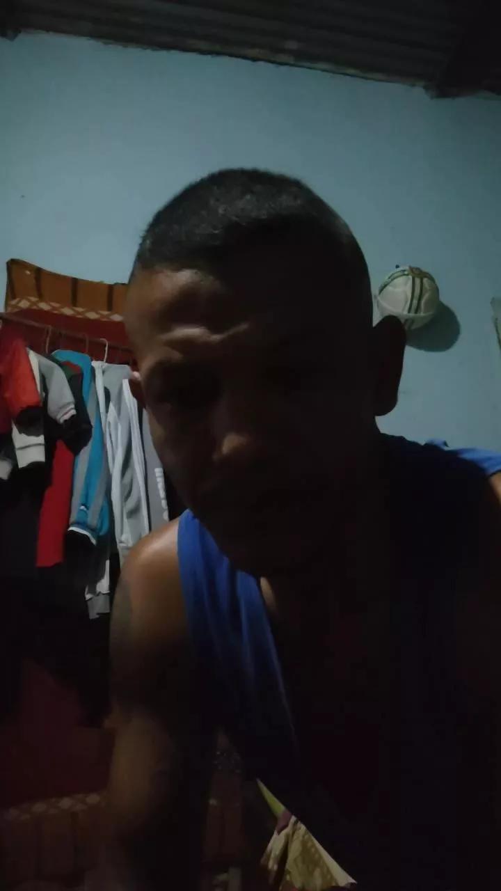 Gata_y_gato webcams show profile image 