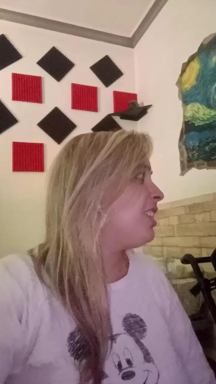 Gatitaclau webcams show profile image 