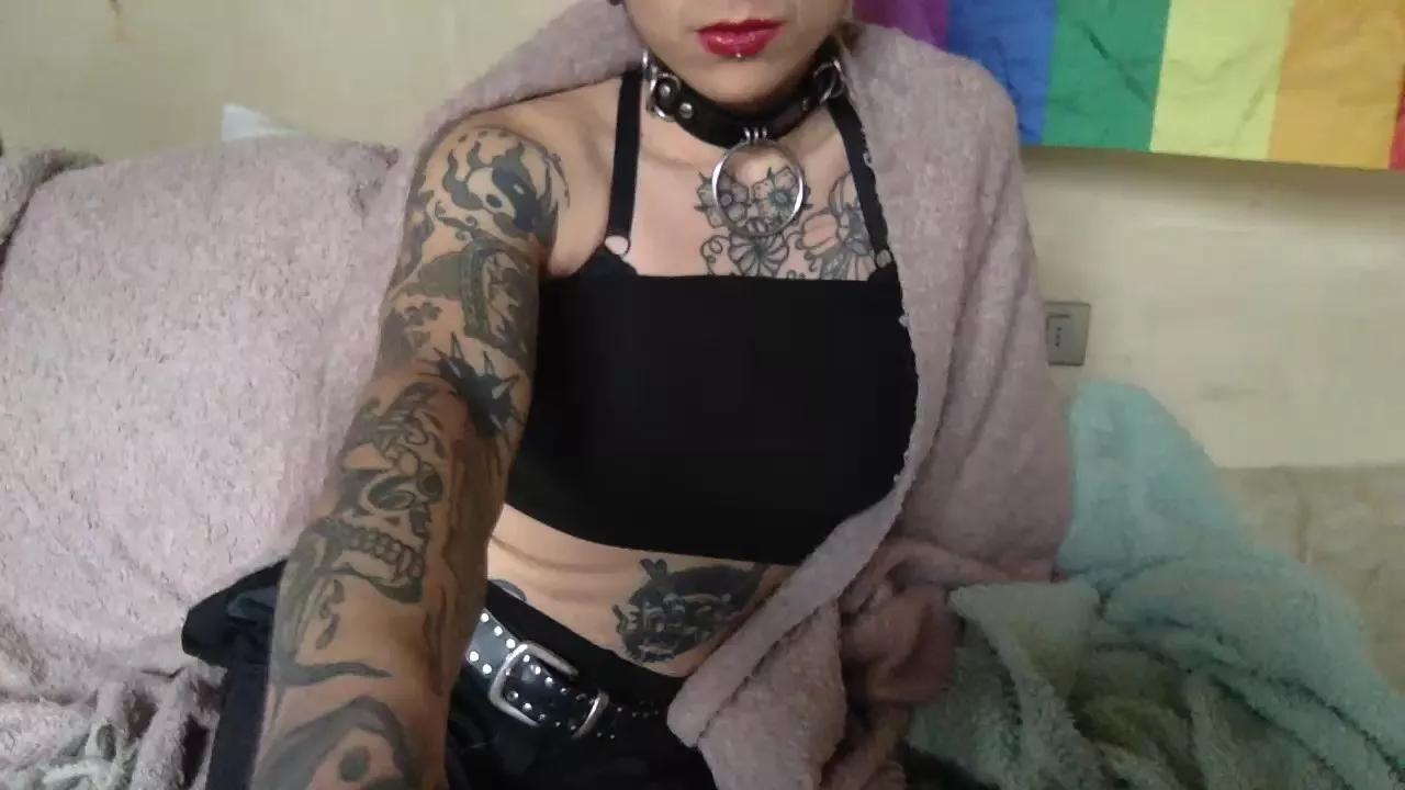 Gatxkpuxa webcams show profile image 