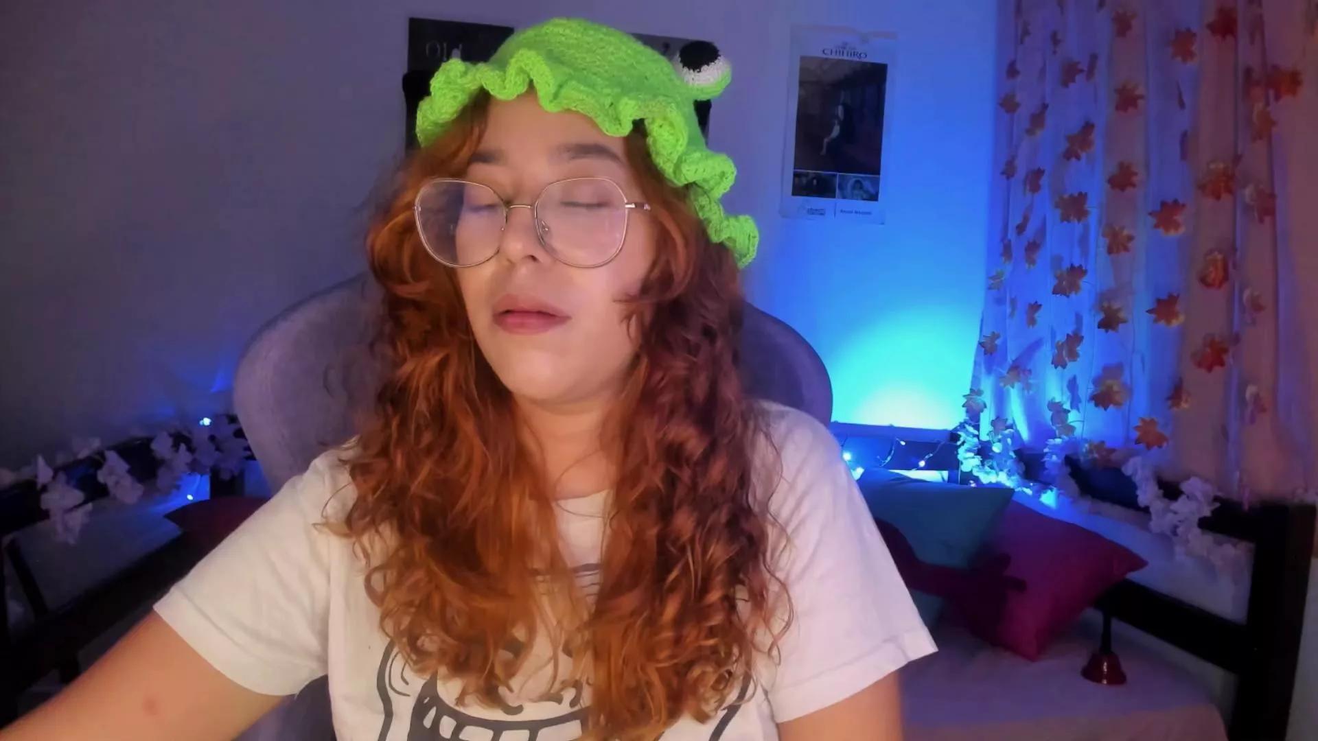 Gigimon from Cam4