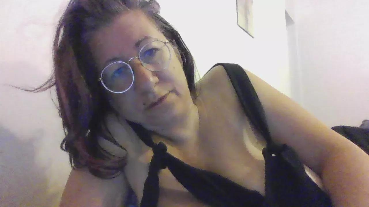 ginnygi from Cam4