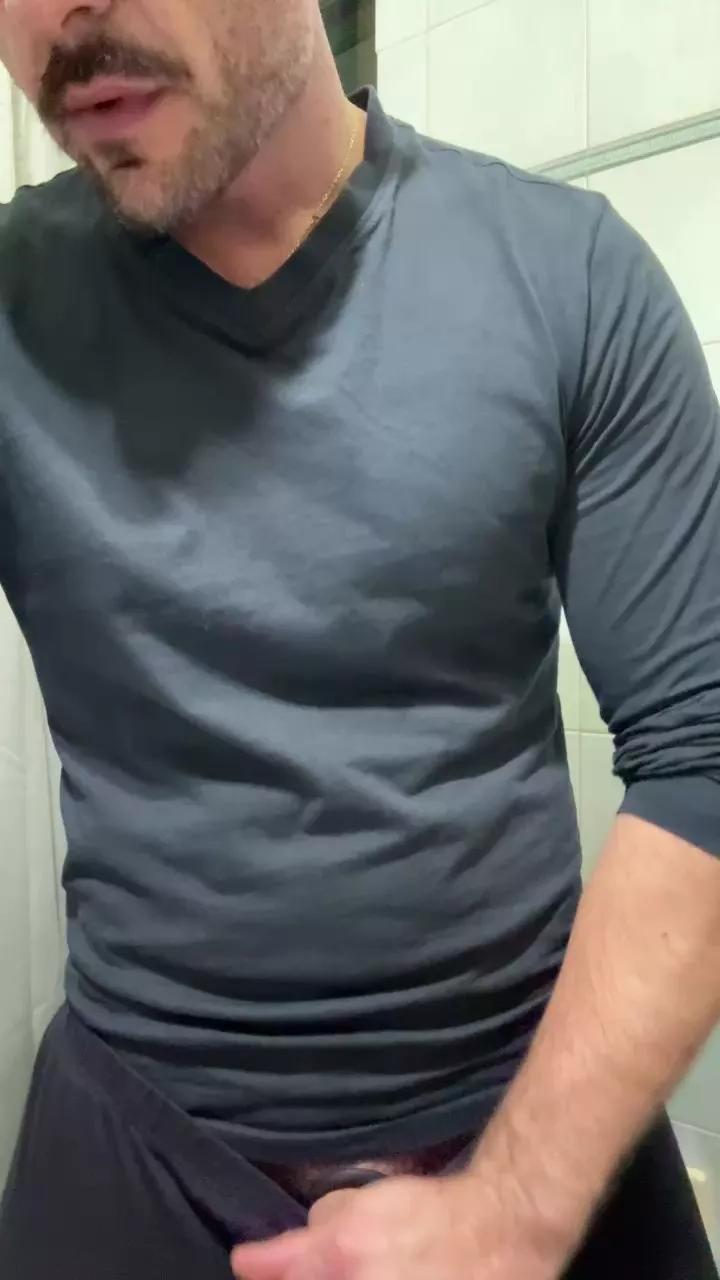 Giovan2020 webcams show profile image 