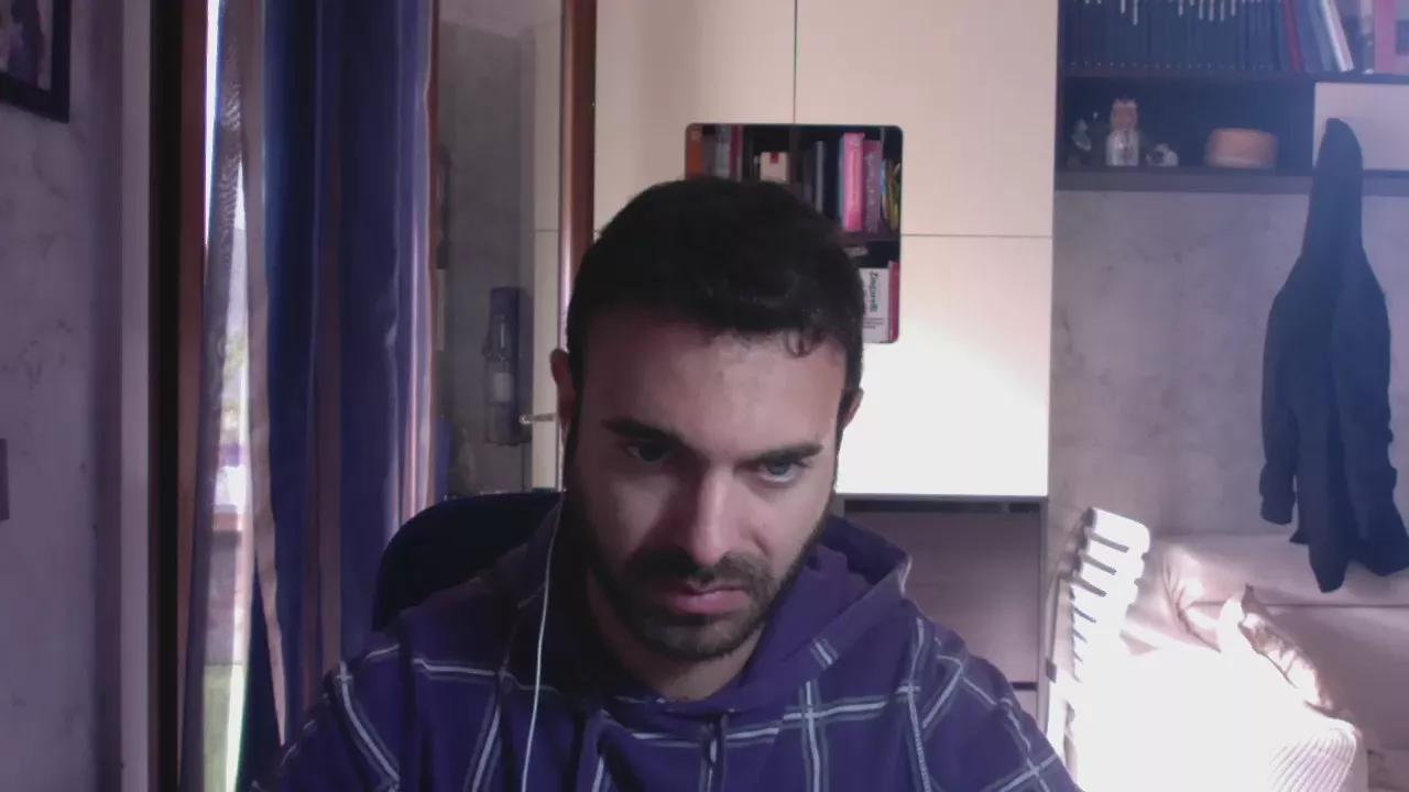 Giuprisc webcams show profile image 