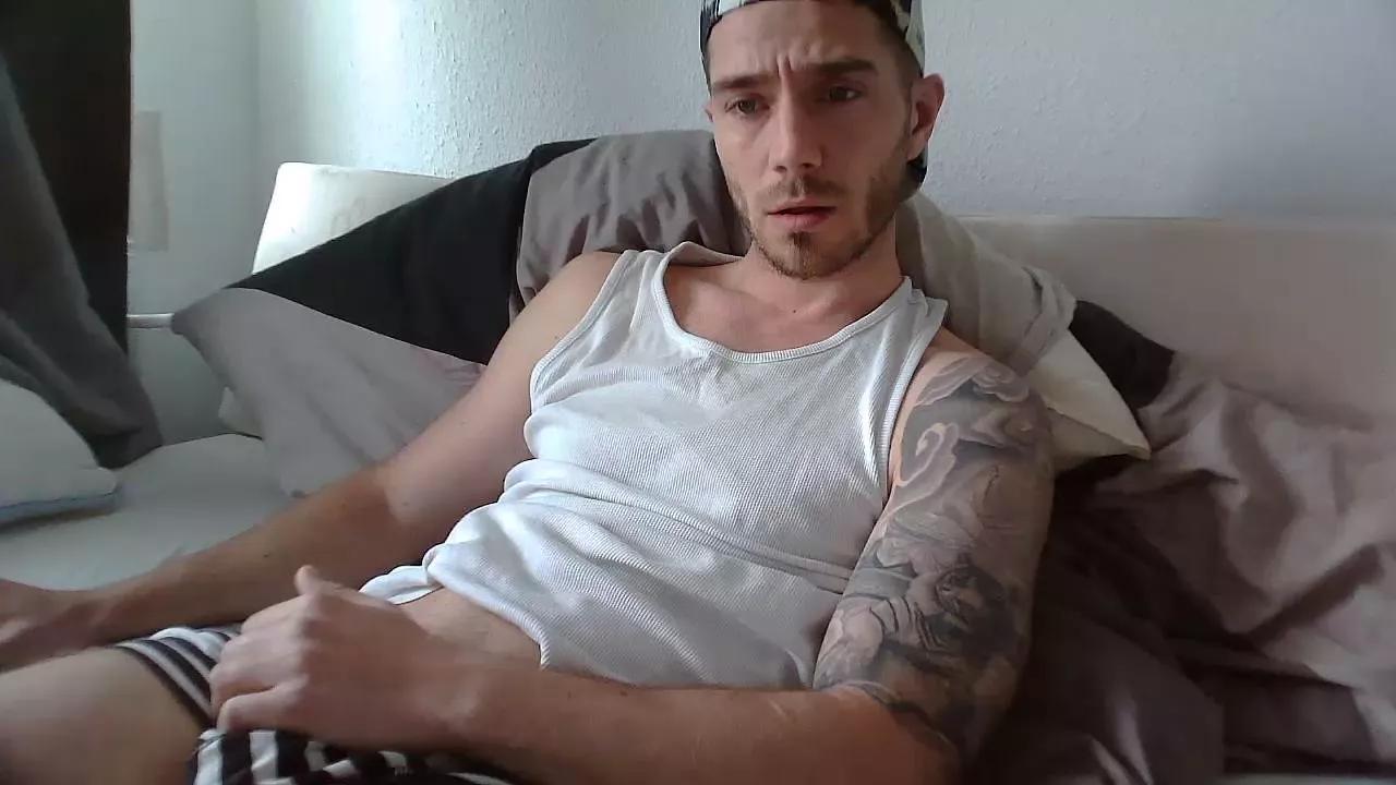 GuyFromNextDoor webcams show profile image 