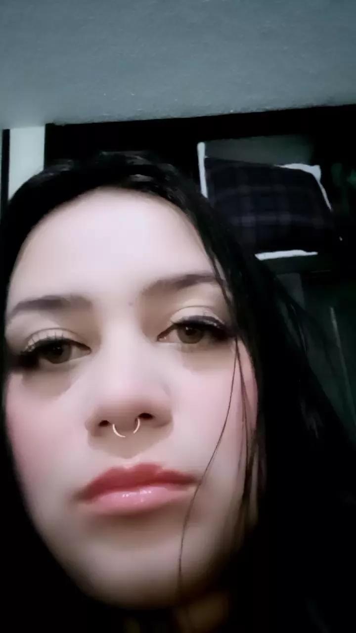 Hagataxxx69 webcams show profile image 