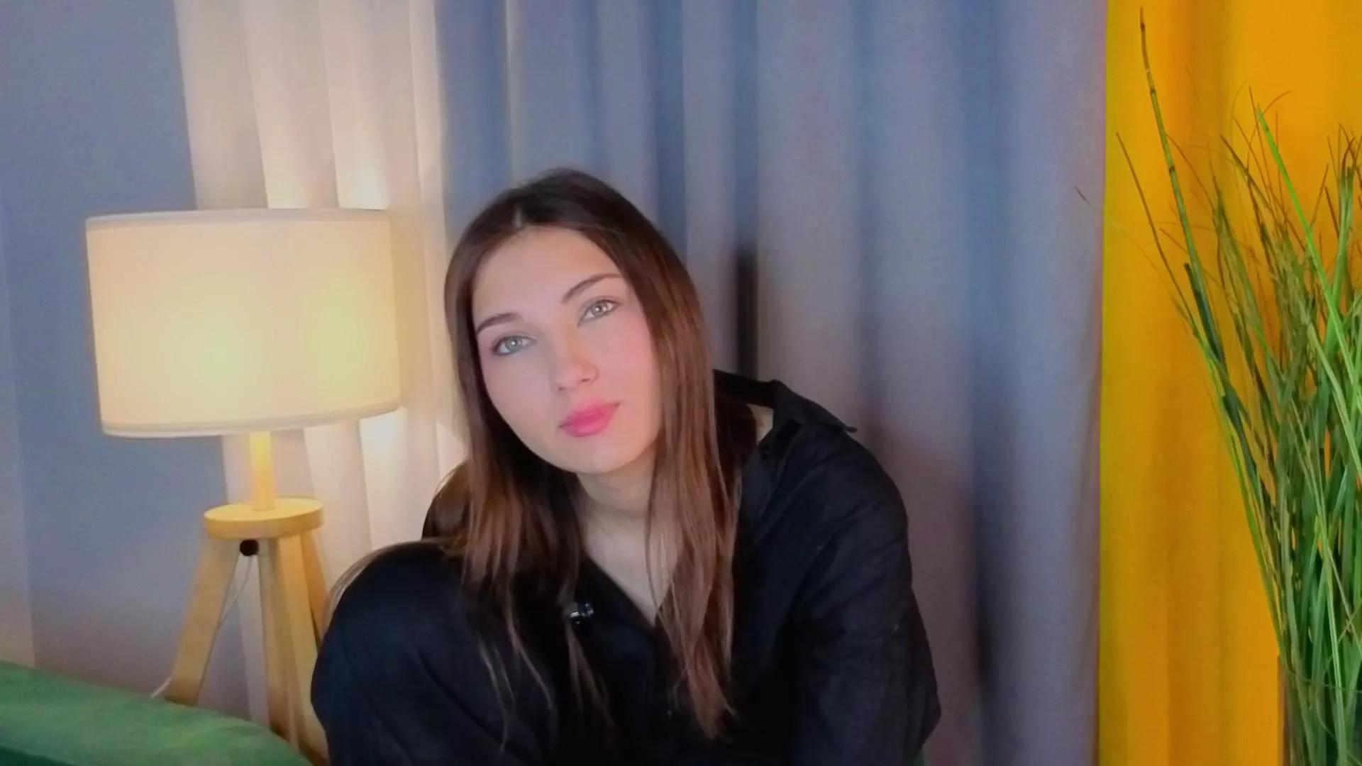 HallieBulfer from Cam4