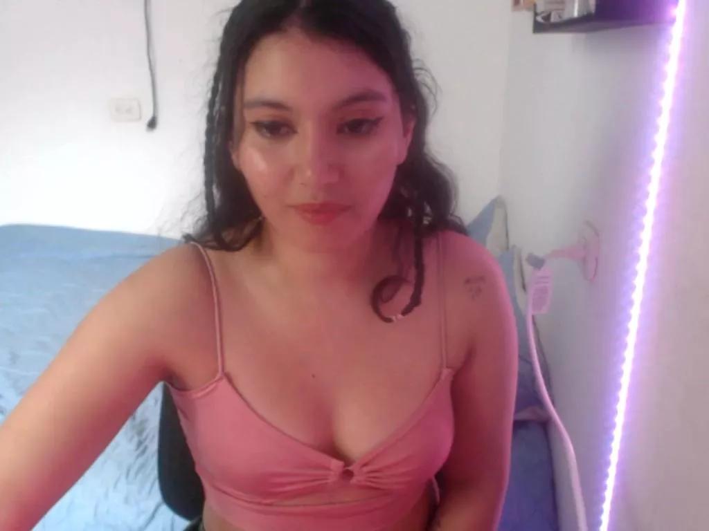 Hannah__Klein from Cam4