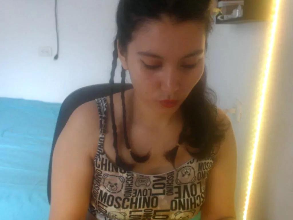 Hannah__Klein from Cam4