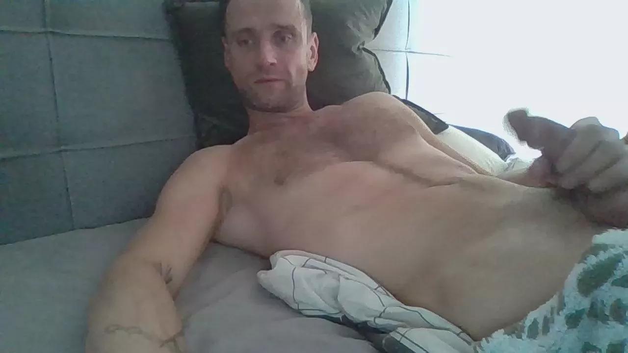 Hartdickleon webcams show profile image 