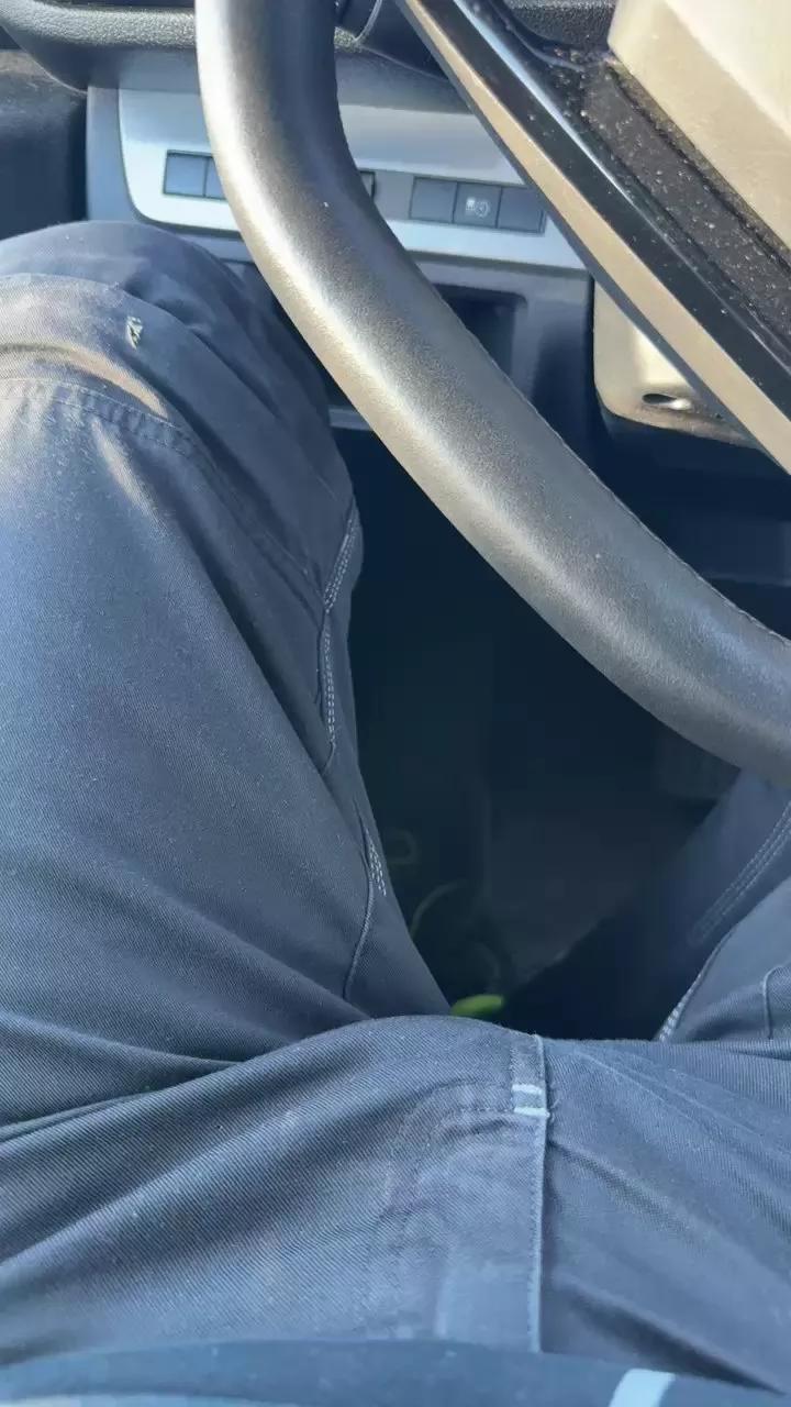 Hase0912 webcams show profile image 