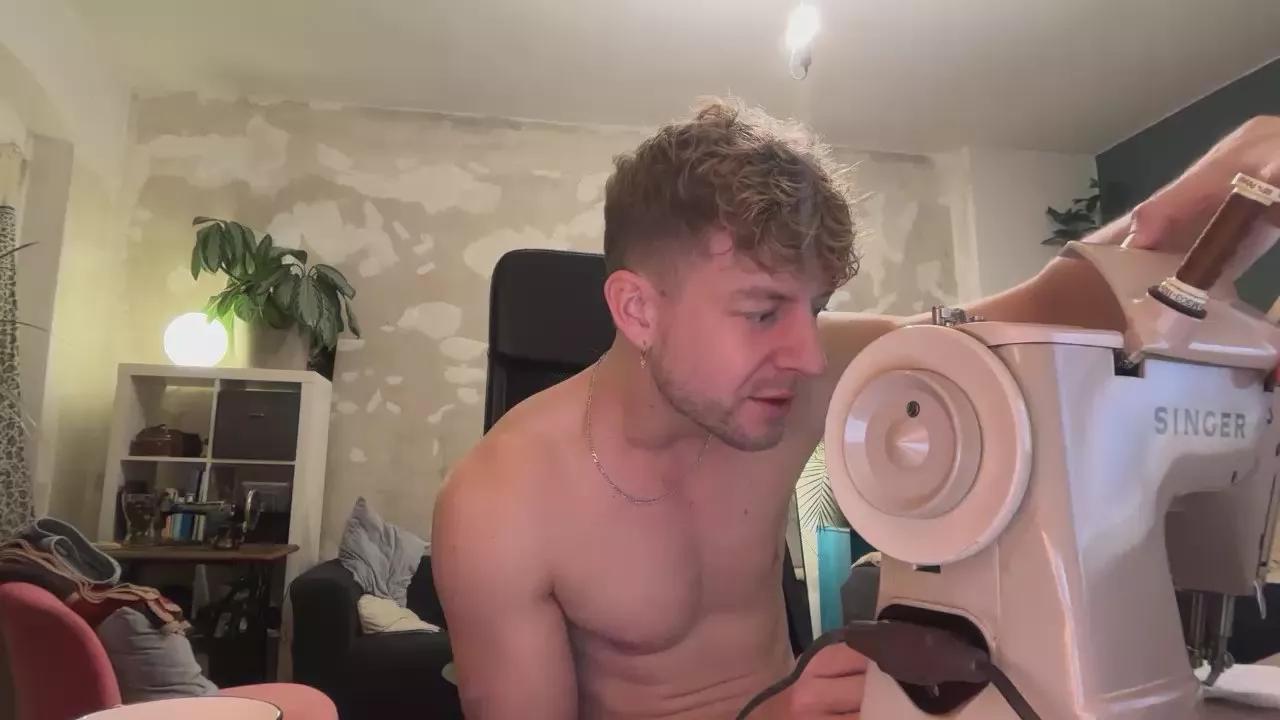 Heikhoe69 webcams show profile image 