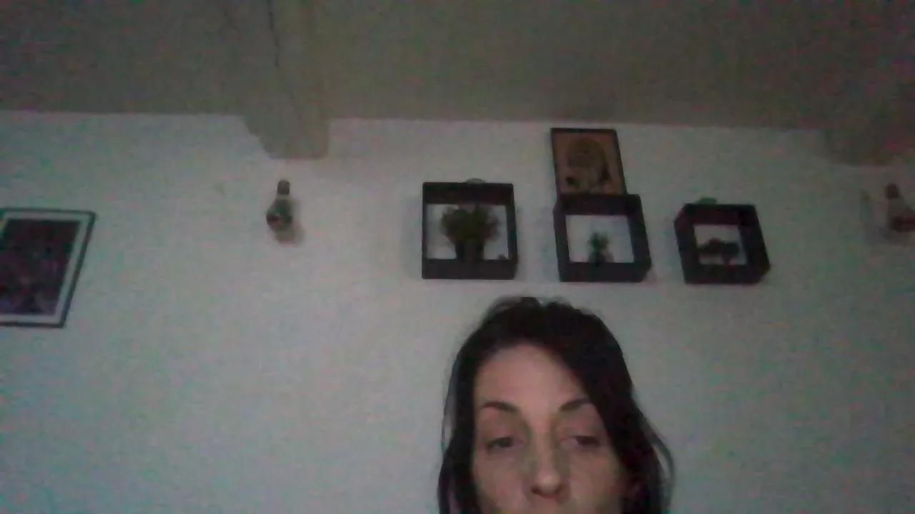 Hell_Oh28 webcams show profile image 