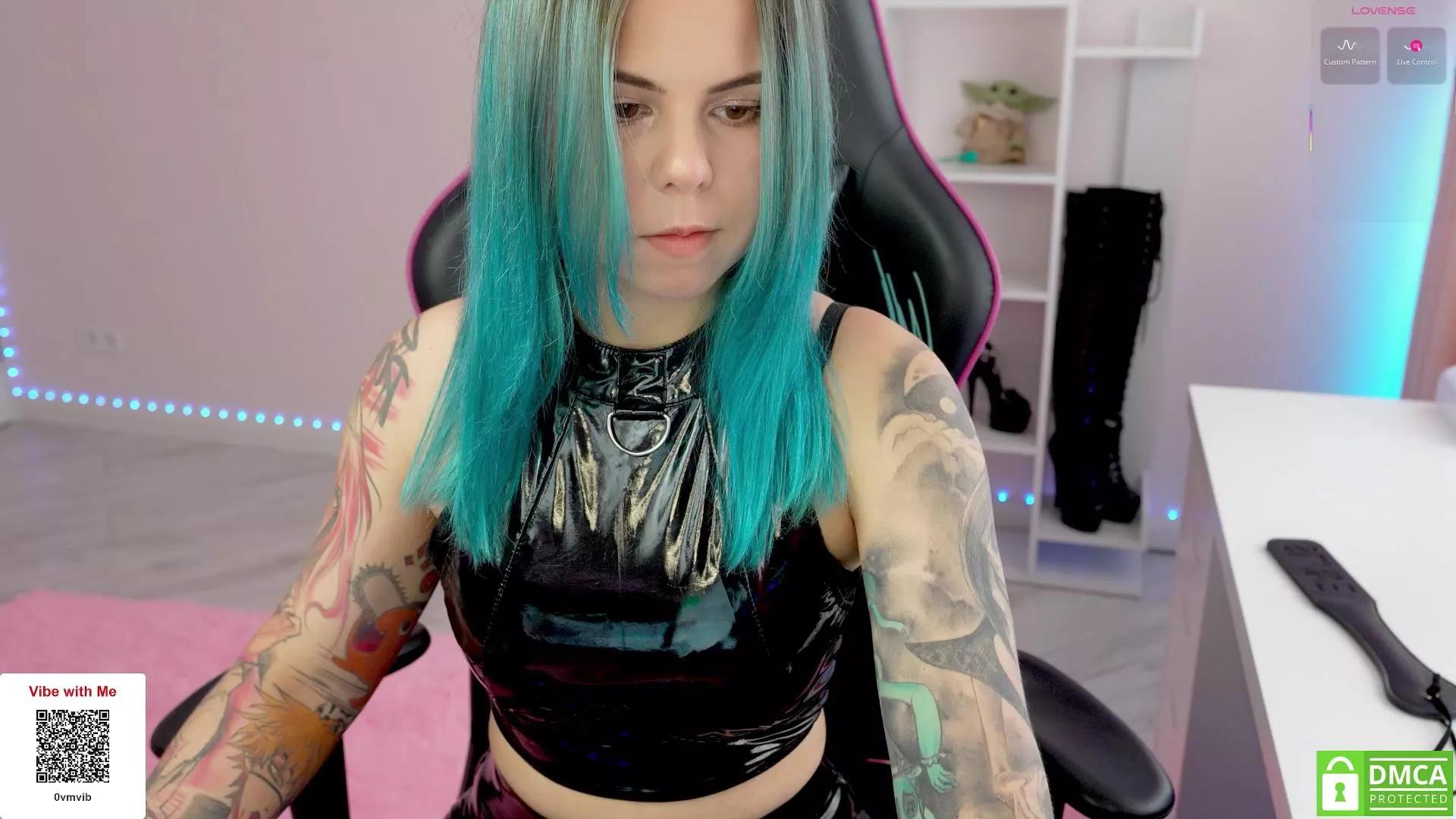 Hellokittyalice from Cam4