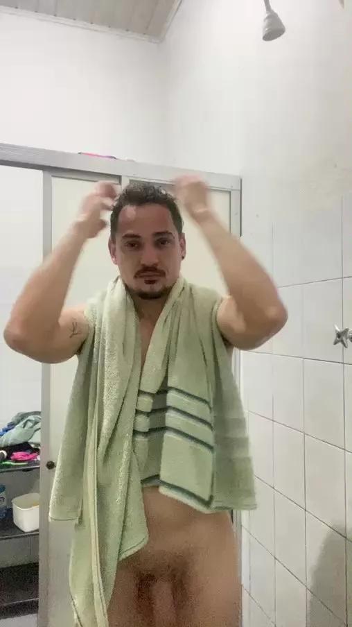 Henry2896 webcams show profile image 