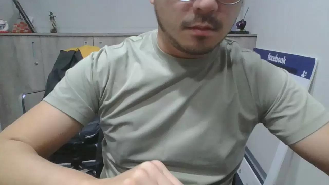 Heylinyy webcams show profile image 