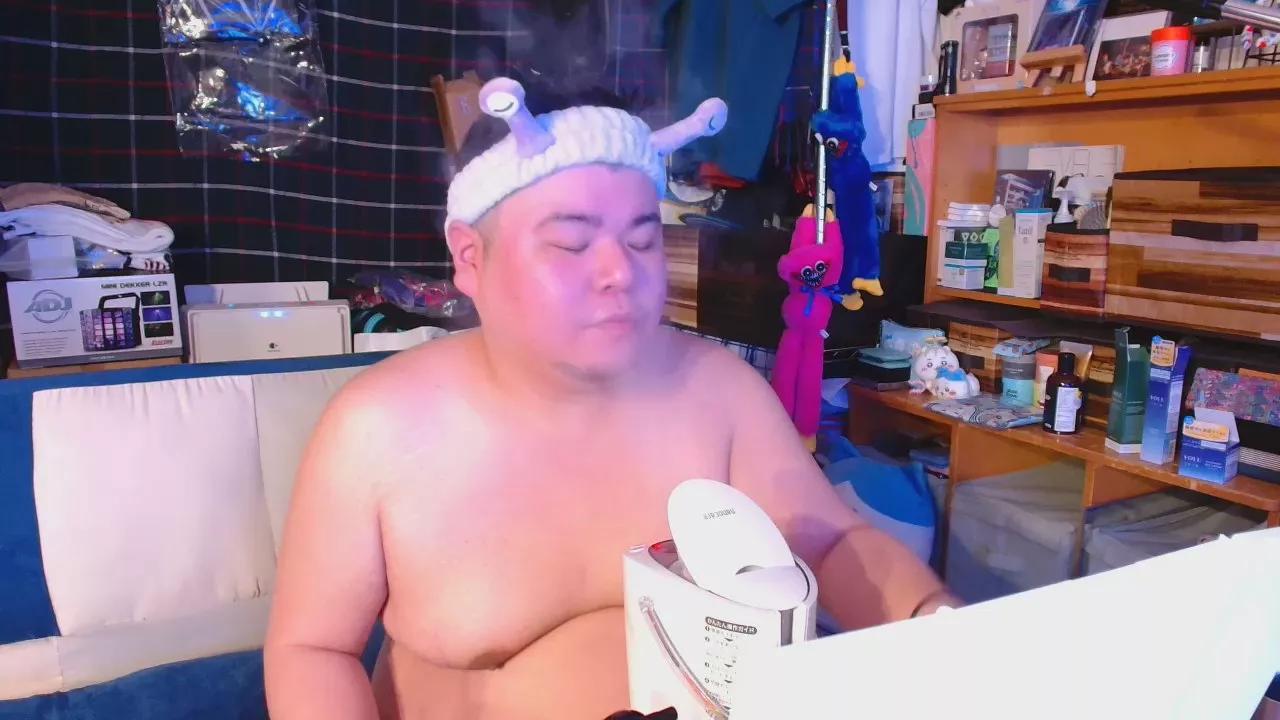 Hirochan0630 webcams show profile image 