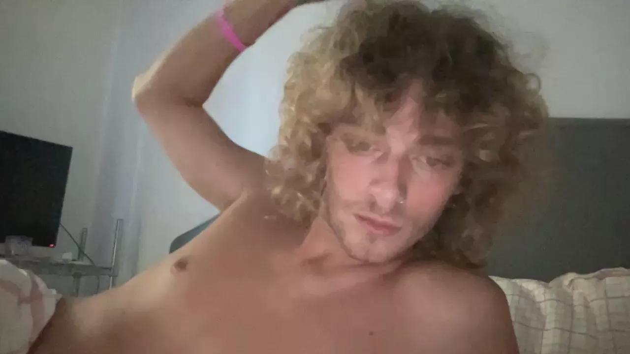 Hshwhwva from Cam4