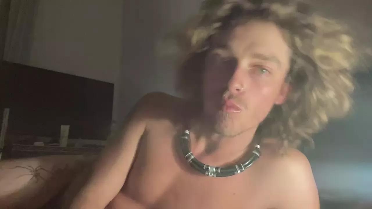 Hshwhwva from Cam4